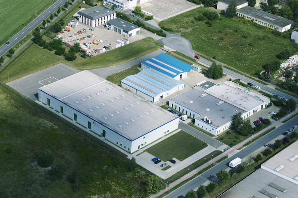 Expansion in Halberstadt, neue Produktionshalle für Novoplast Schlauchtechnik Masterflex Group, Novoplast Schlauchtechnik: Novoplast Schlauchtechnik erweiteret die Produktionsflächen mit einer neuen, 2.000 qm großen Produktionshalle am Firmensitz in Halberstadt.